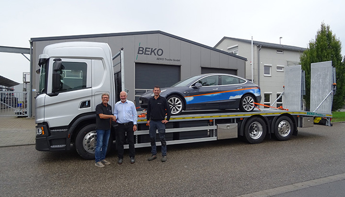Beko-Trucks-Soll-Galabau-Planenzubehoer-Gabelstaplertransporte-Hubbuehnentransport